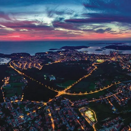 Stunning In With Sauna Сasa de vacaciones