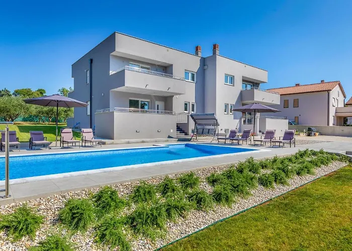 Stunning In With Sauna Holiday home Pula