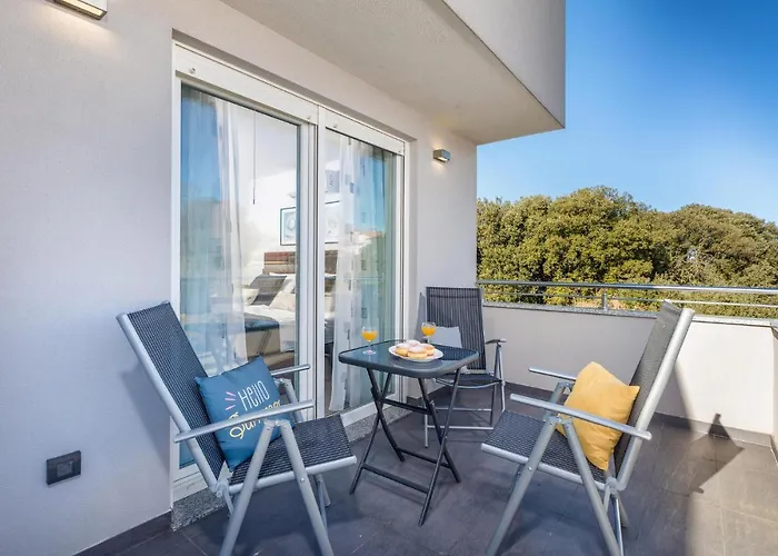 Stunning In With Sauna Póla