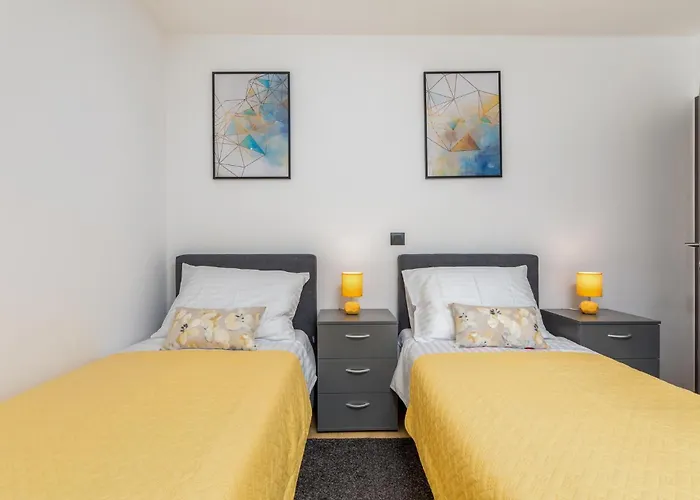 Stunning In With Sauna Póla